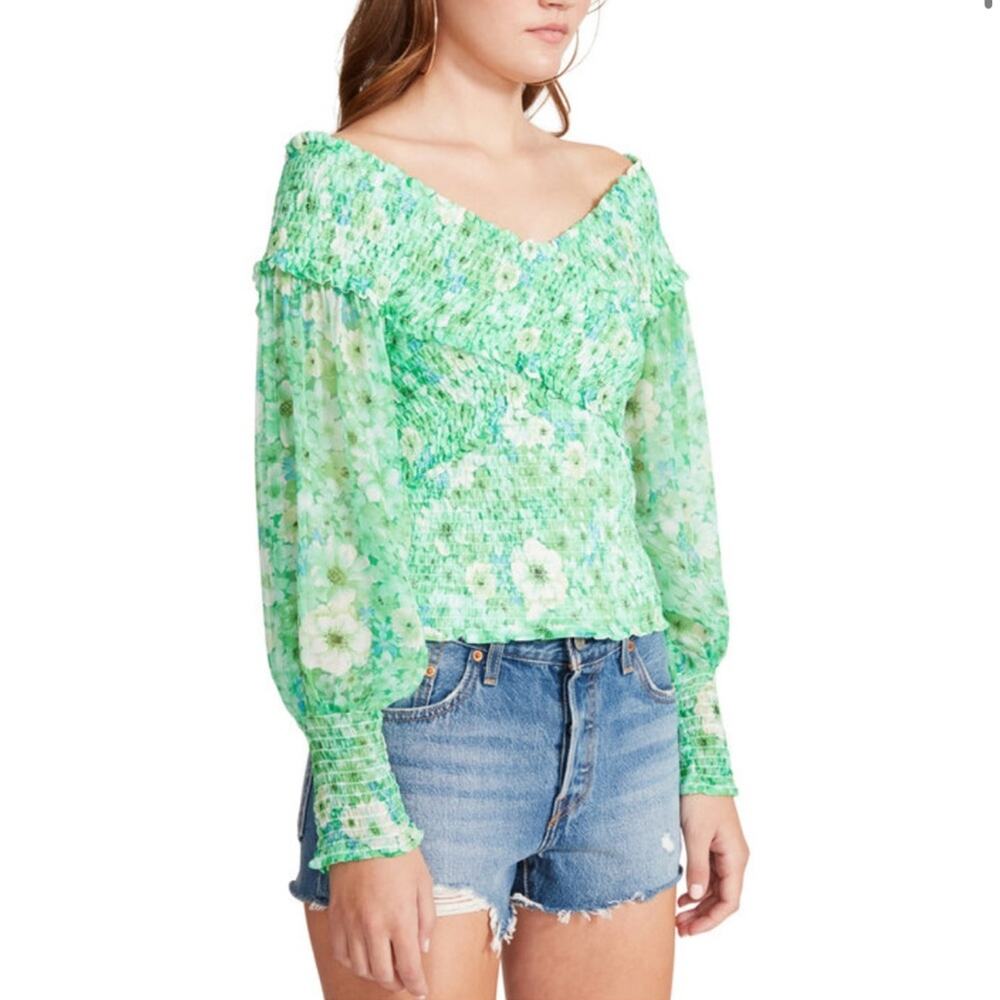 BB Dakota by Steve Madden Wrapped Up in You Green Floral Off Shoulder Top Size S